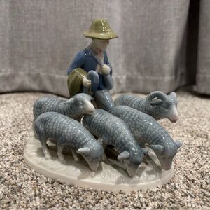 Vintage Gerold Porzellan Bavaria Shepherd & 5 Sheep porcelain figurine